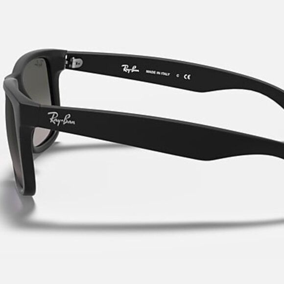 Ray-Ban RB4165 601/8G Justin Sunglasses – Matte Black Gradient Grey 54-16 - Picture 2 of 4